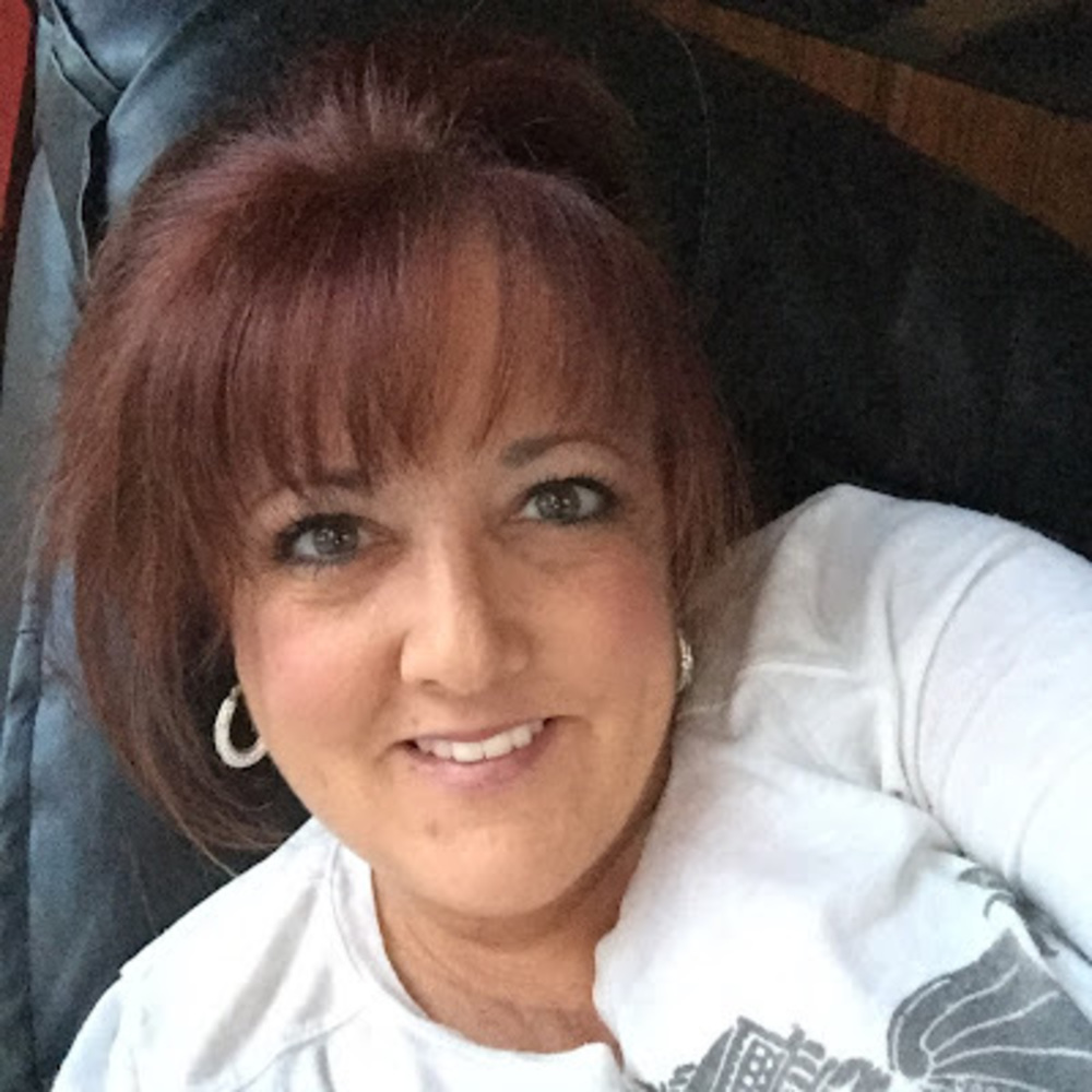 Meet your Posher, Niki
